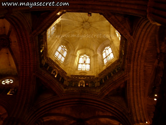 cupola catedrala barcelona